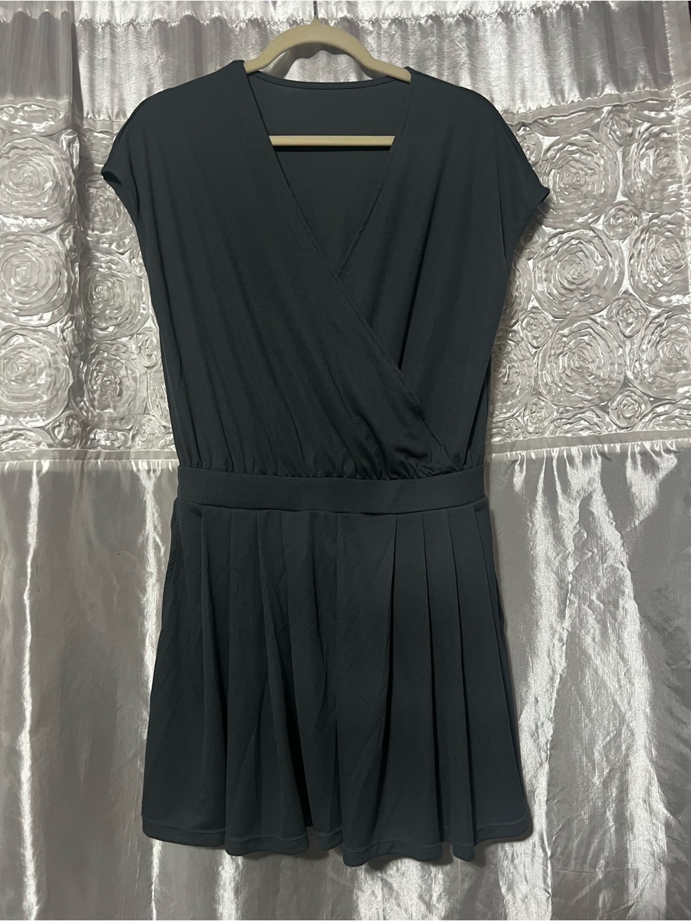 HALARA Black Wrap-Front Pleated Romper